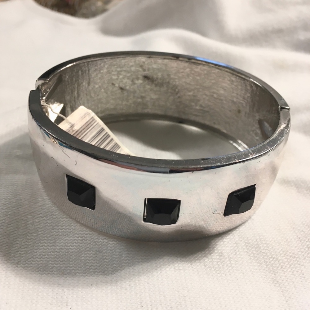 Cuff bracelet